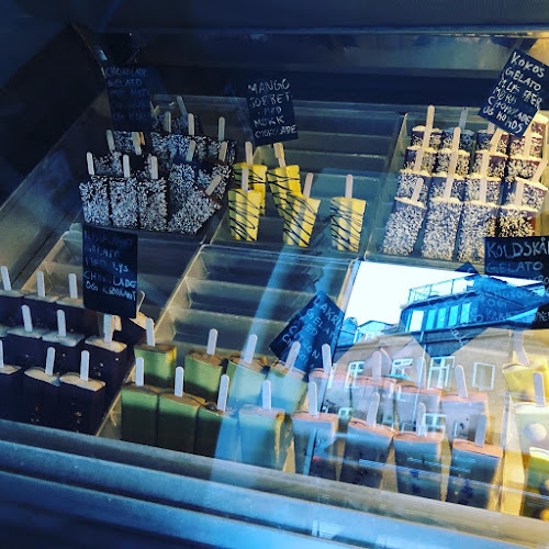 Comentarii opinii despre Olufs Is og kaffe