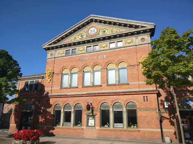 Theater Restauranten - Gastronomi og hotelvirksomhed