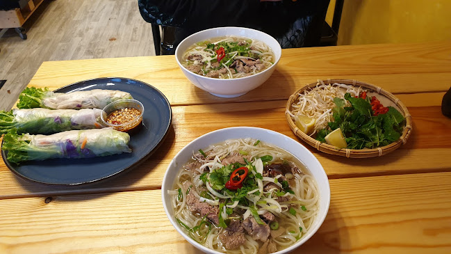 Comentarii opinii despre Hêllô Bánh Mì - Vietnamese Street Food