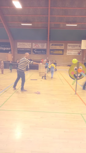 Borris Hallen's Cafateria