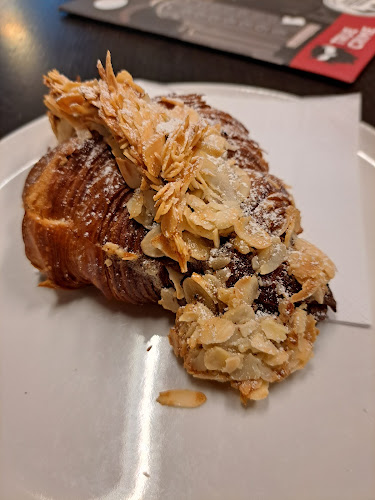 Comentarii opinii despre Democratic Coffee