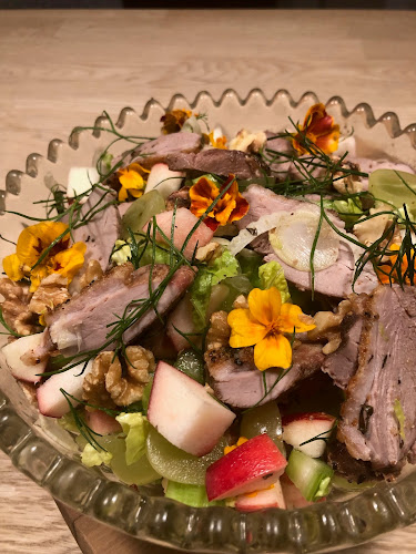 Kogekone de luxe - Gastronomi og hotelvirksomhed