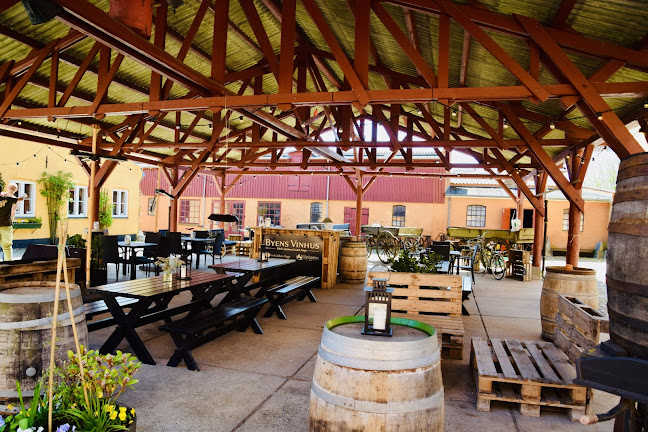 Vinbaren Køge - Gastronomi og hotelvirksomhed