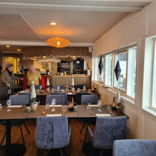 Kaj - Gastronomi og hotelvirksomhed