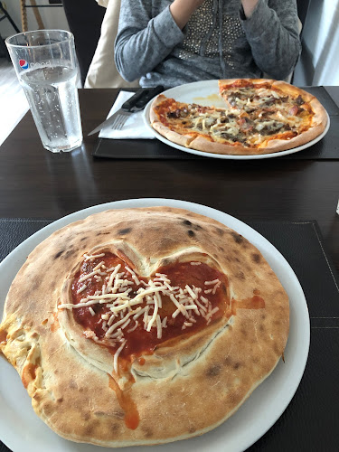 Opinii despre Corner Skjern în Skjern - Gastronomi og hotelvirksomhed