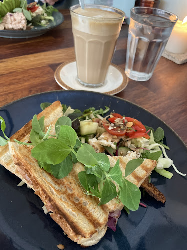 Comentarii opinii despre Café Satchmo