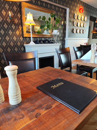 Comentarii opinii despre Spisehuz i Det Gamle Posthus i Rønne