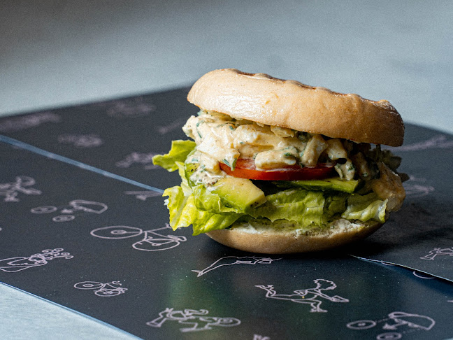 Comentarii opinii despre Made