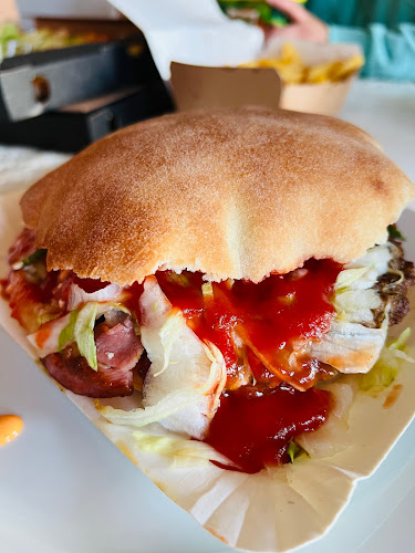 Håndværker Grill & Pizza - Gastronomi og hotelvirksomhed