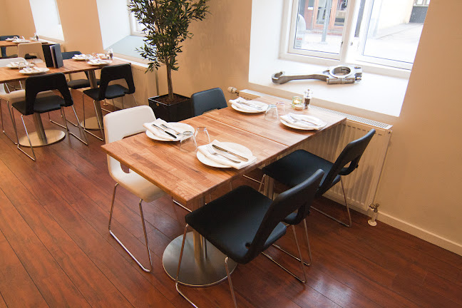 Comentarii opinii despre 2takt Café & Brasserie