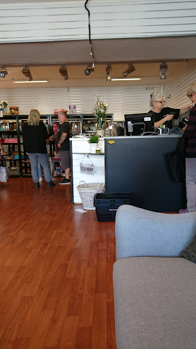 Comentarii opinii despre Shop i Loppen