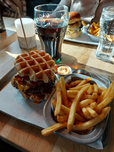 Comentarii opinii despre Bash Burger • Grill