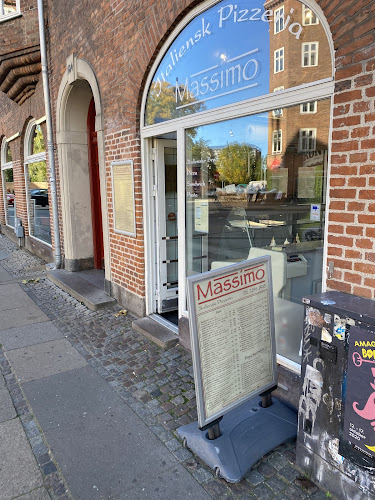 Massimo Pizzeria - Gastronomi og hotelvirksomhed