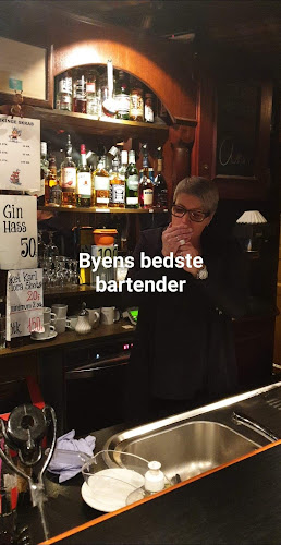 Kasket Karl - Gastronomi og hotelvirksomhed