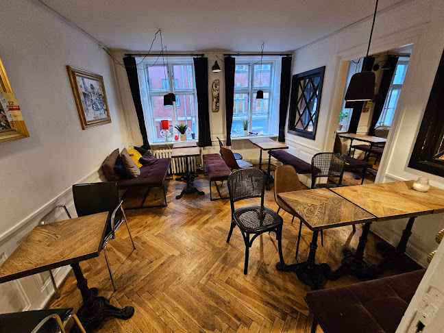 Comentarii opinii despre Bertels Salon