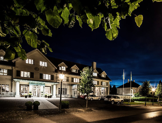 Opinii despre Fredensborg Store Kro în Fredensborg - Gastronomi og hotelvirksomhed