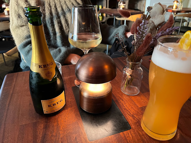 Opinii despre Visselulles Vinbar în Sønderborg - Gastronomi og hotelvirksomhed