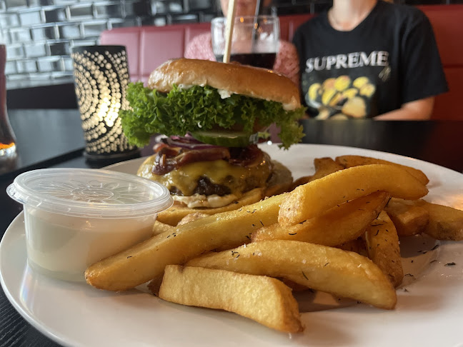 Black Angus - Gastronomi og hotelvirksomhed