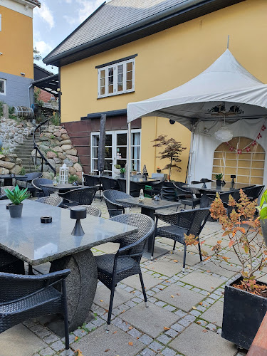 Opinii despre Cafe Skomagerhuset în Måløv - Gastronomi og hotelvirksomhed