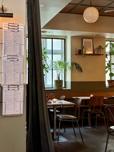 Opinii despre Yellow în København - Gastronomi og hotelvirksomhed