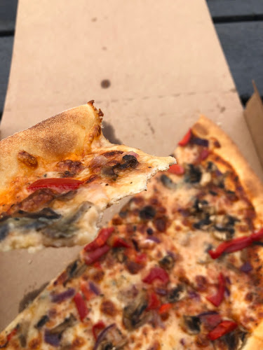 Comentarii opinii despre Ålbæk Pizza og Grill