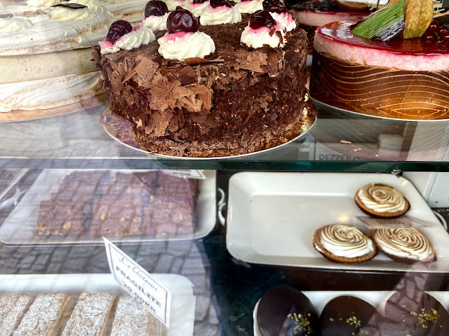 Le Gâteau - Gastronomi og hotelvirksomhed