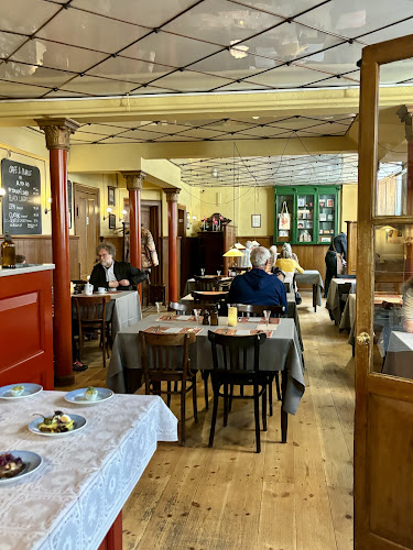 Café & Ølhalle "1892" - Gastronomi og hotelvirksomhed