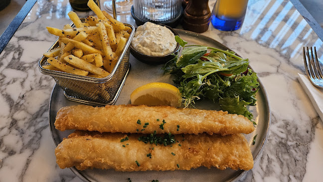 Opinii despre Mojoe Kitchen & Bar în København - Gastronomi og hotelvirksomhed