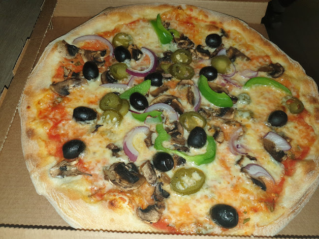 Crowd Pizza - Gastronomi og hotelvirksomhed