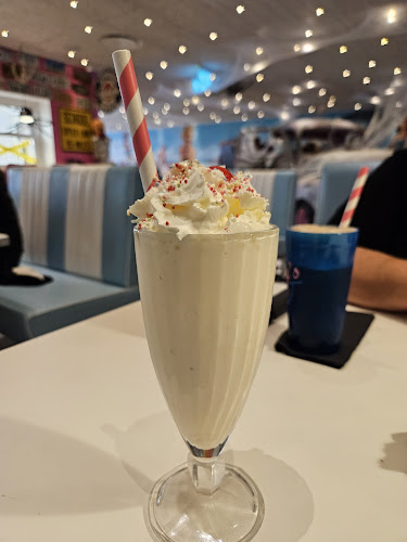 Opinii despre Stacy's Diner Næstved în Næstved - Gastronomi og hotelvirksomhed