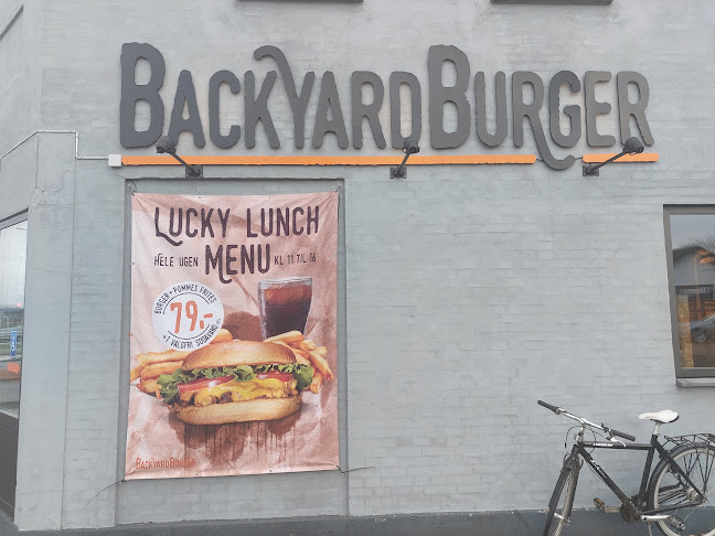 Comentarii opinii despre BackyardBurger