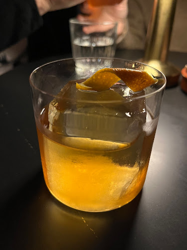 Tata Cocktail Bar - Gastronomi og hotelvirksomhed