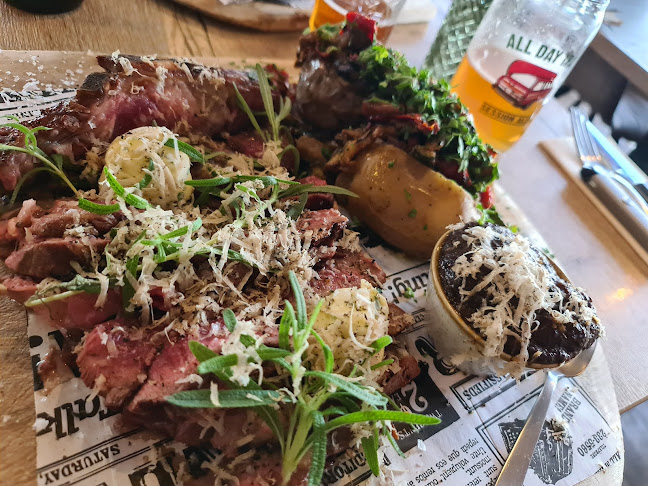 Torve-Hallen - Gastronomi og hotelvirksomhed