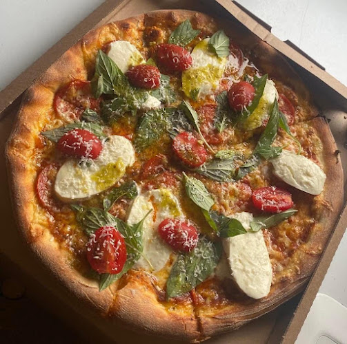 Opinii despre Højslev Pizza og Grill în Højslev - Gastronomi og hotelvirksomhed