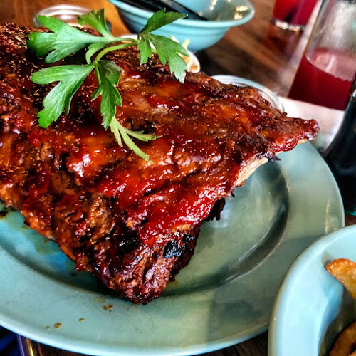 Comentarii opinii despre Sallie’s Restaurant & Snack Bar