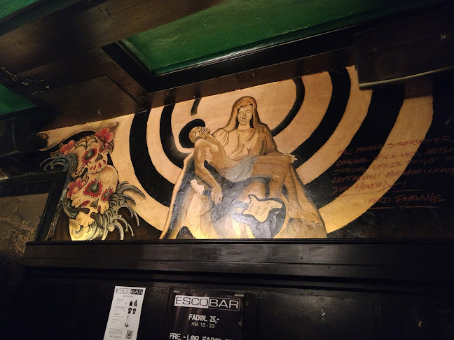 Comentarii opinii despre Escobar