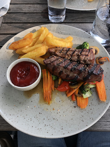 Nurs Burger & Steakhouse Restaurant - Gastronomi og hotelvirksomhed