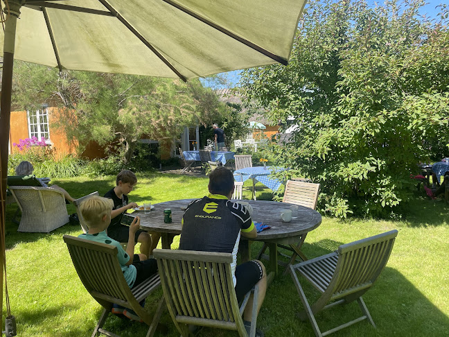 Opinii despre Salekildens Kaffe & Kage în Helsinge - Gastronomi og hotelvirksomhed