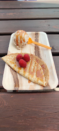 Comentarii opinii despre M