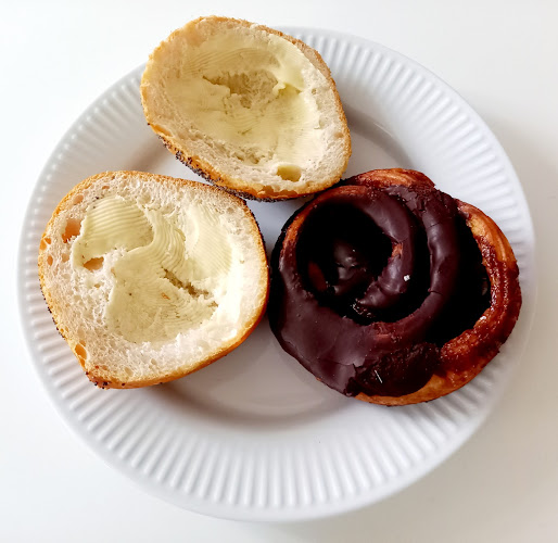 Opinii despre SchweizerBageriet ApS în Helsinge - Gastronomi og hotelvirksomhed