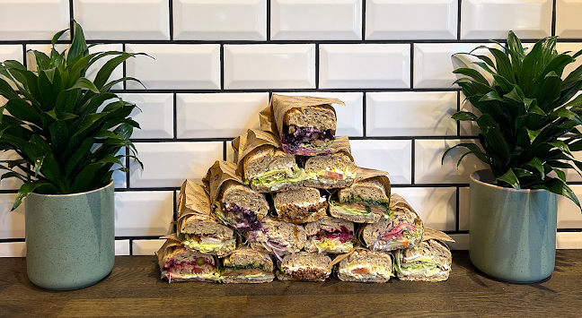 Sandwichpigen - København