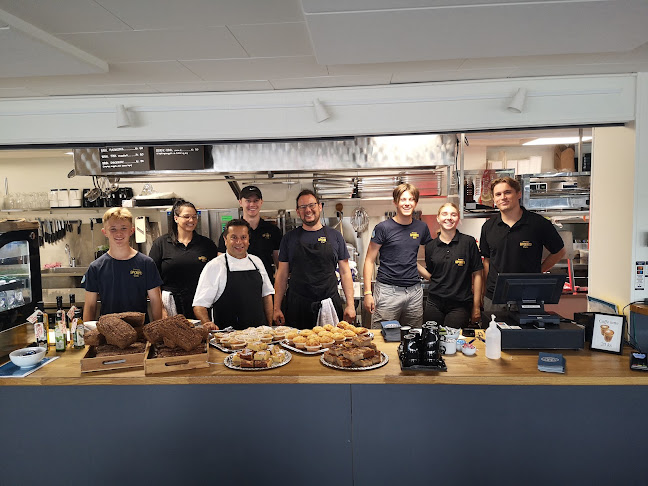 Opinii despre CAFÉ BRØL în Helsinge - Gastronomi og hotelvirksomhed