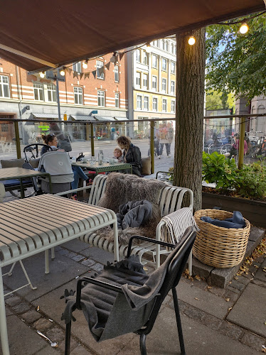 Comentarii opinii despre Meyers Bageri