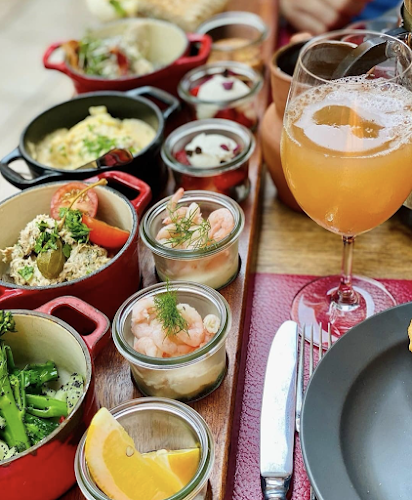 Opinii despre Mefisto Restaurant & Gårdhave în Aarhus - Gastronomi og hotelvirksomhed