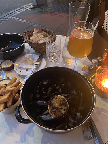 Comentarii opinii despre Cafe Wilder