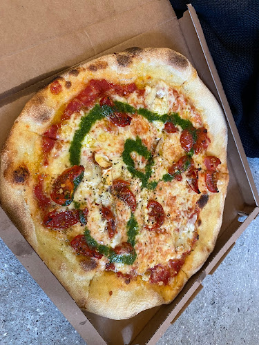 Comentarii opinii despre Itzi Pitzi Pizza