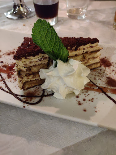 Opinii despre Da Salvatore v/Salvatore Cappello în Hammel - Gastronomi og hotelvirksomhed