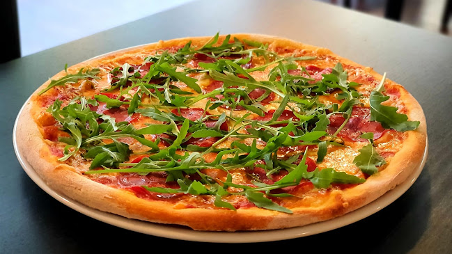 Sempre Pizzeria - Gastronomi og hotelvirksomhed