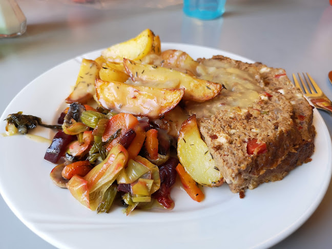 Opinii despre Cafe Parasollen în Viby J - Gastronomi og hotelvirksomhed