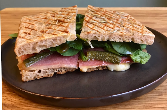 Opinii despre Zætteberg kaffe & vin în Kongens Lyngby - Gastronomi og hotelvirksomhed